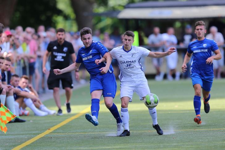 SP08-12 FB Flaczek gegen Franke SV Wacker Obercastrop - FC Frohlinde Foto Lukas 121