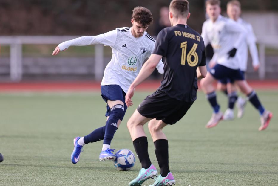 Sinning am Ball für den VfR Rauxel